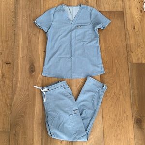 Figs light Heather indigo Small top and medium pants